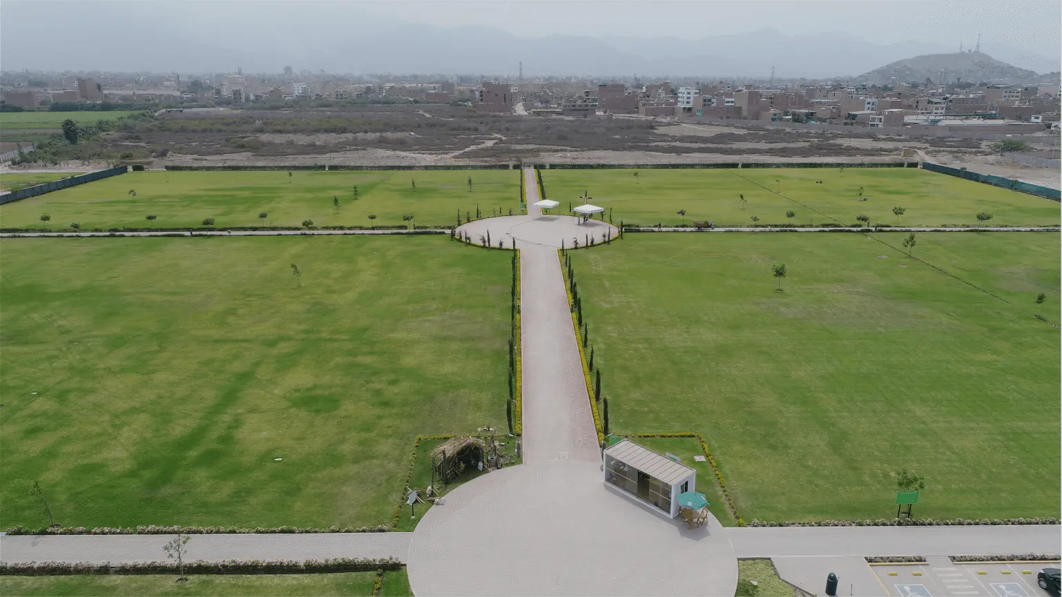Imagen panorámica de el camposanto de Carabayllo de Parque del Recuerdo, servicios en sepulturas perpetuas
